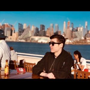 Meet your Posher, Ethan